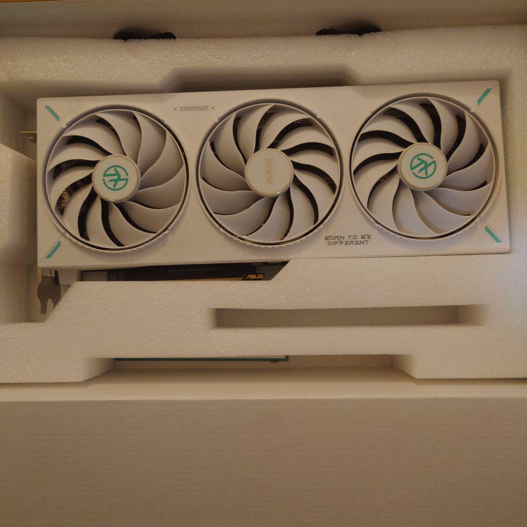 ASUS GeForce RTX 5060 Ti OC 8GB 中国限定