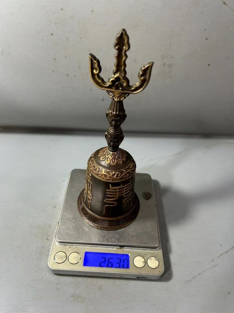 銅 細工 浮彫り天蓬帝鐘天蓬鐘 三清鈴 三叉金剛鈴 道家法器 工芸品