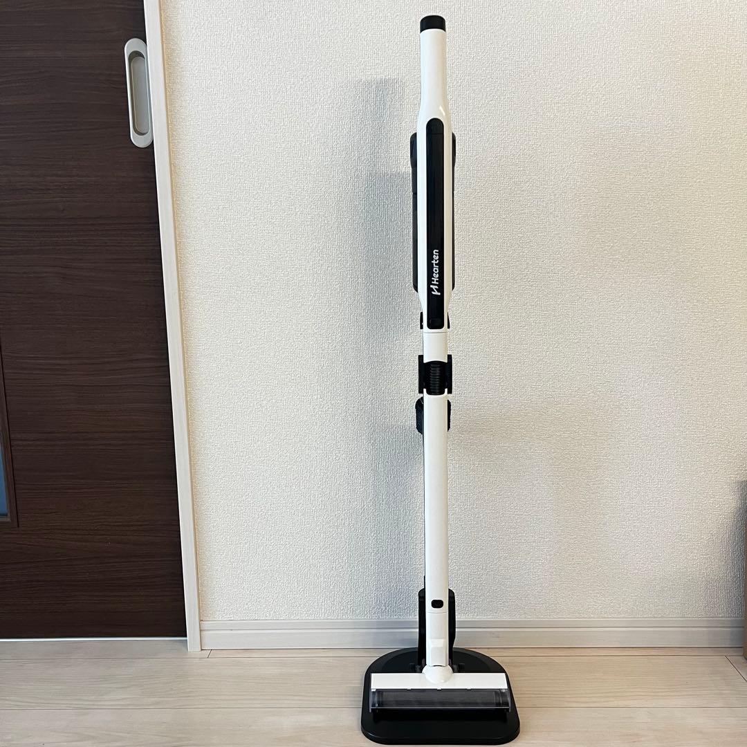 美品　Hearten J1D 掃除機　自立式　軽量　白黒