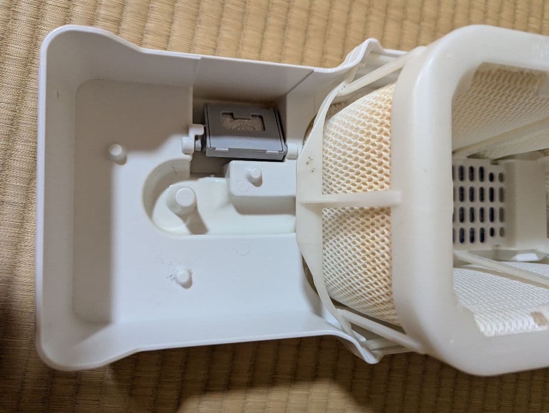 Panasonic ナノイー搭載気化式加湿器 FE-KXU07