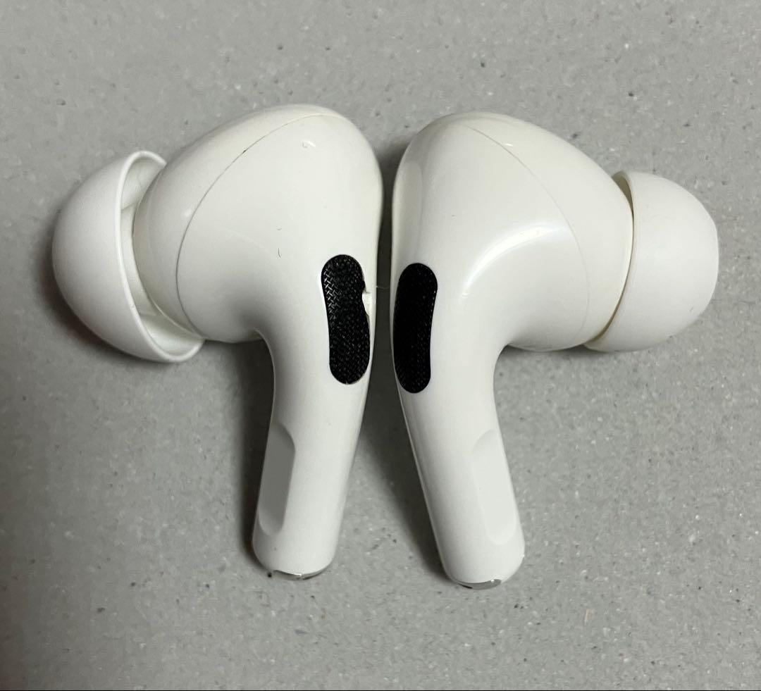 【ケース付き】AirPods Pro 第1世代　イヤホン　エアポッズ　プロ