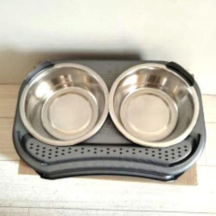 【新品・未使用】フードボウル　餌皿　水皿　中型犬　大型犬　ブランド