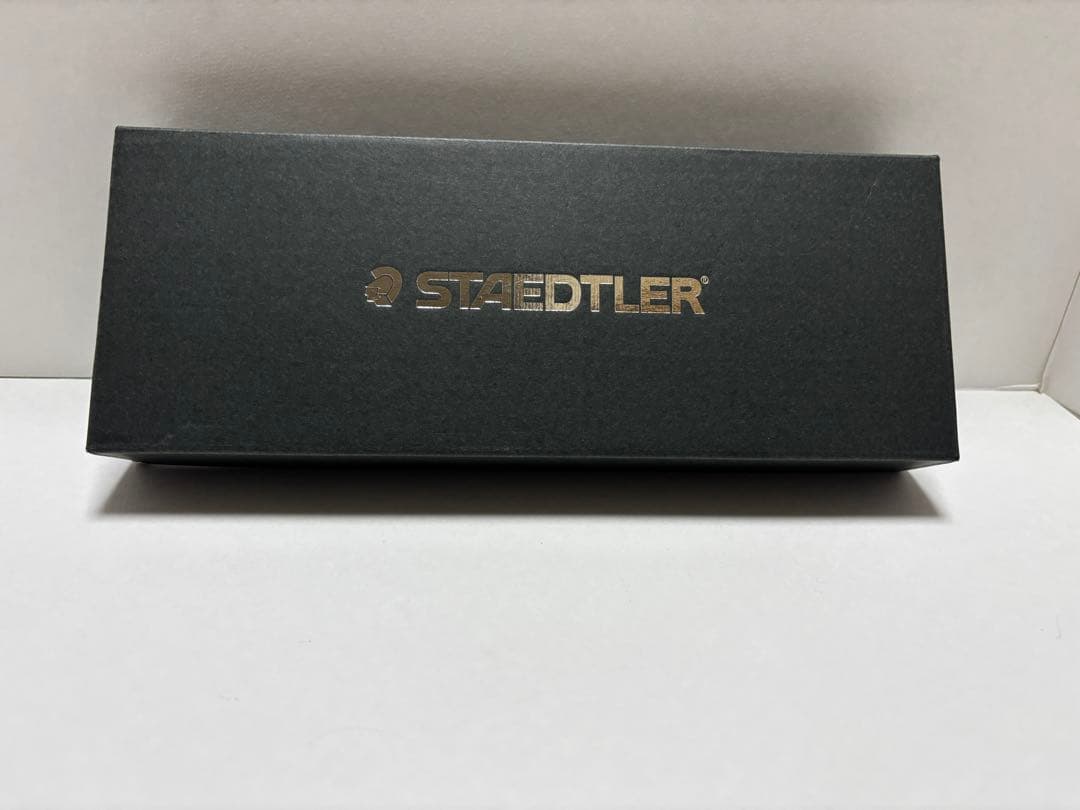 STAEDTLER ダークブルー レザー ペンケース