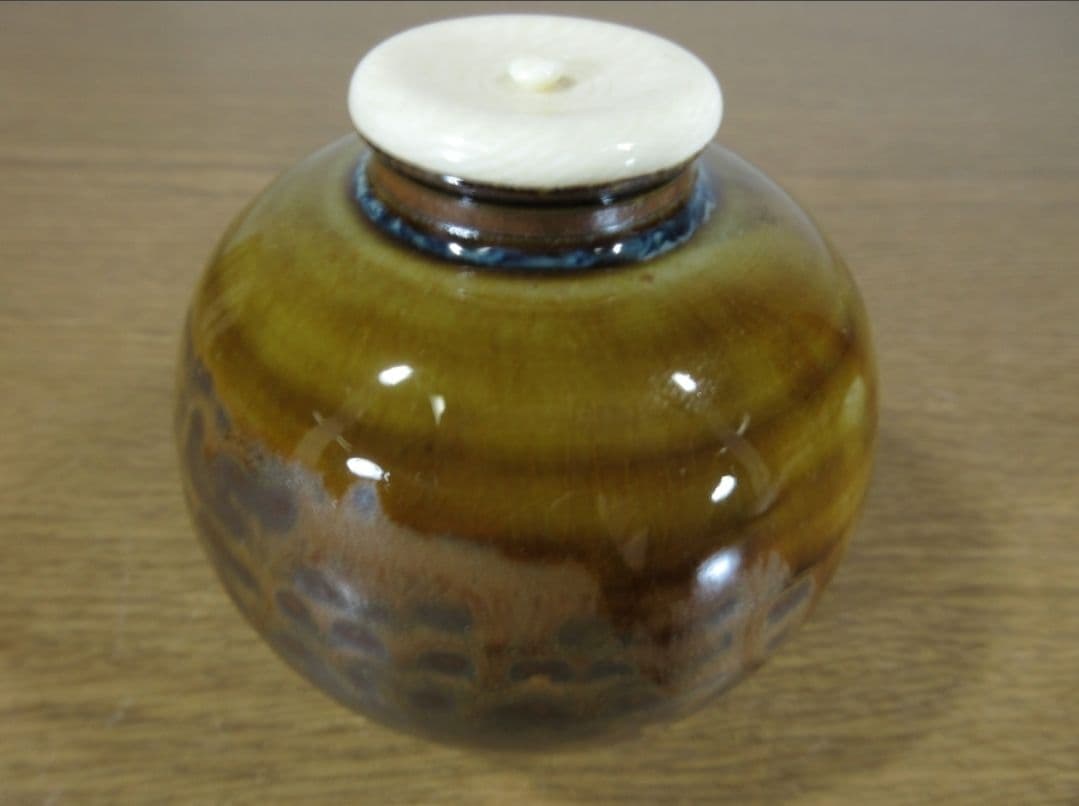 真作保証 12代 高取八山 自作 高取茶入 三色荒磯緞子 コレクター放出品 福岡