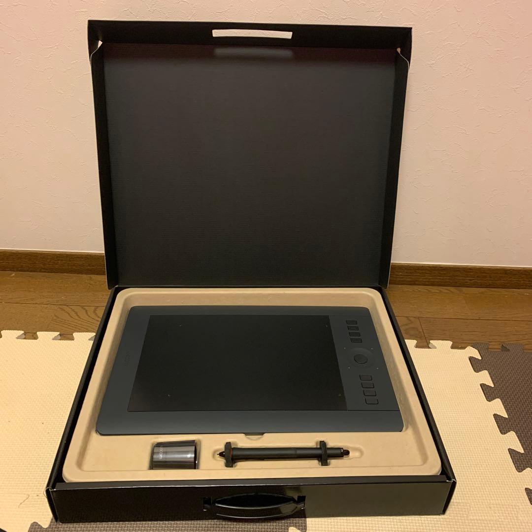美品Wacom ペンタブ Intuos Pro PTH-651 Medium M