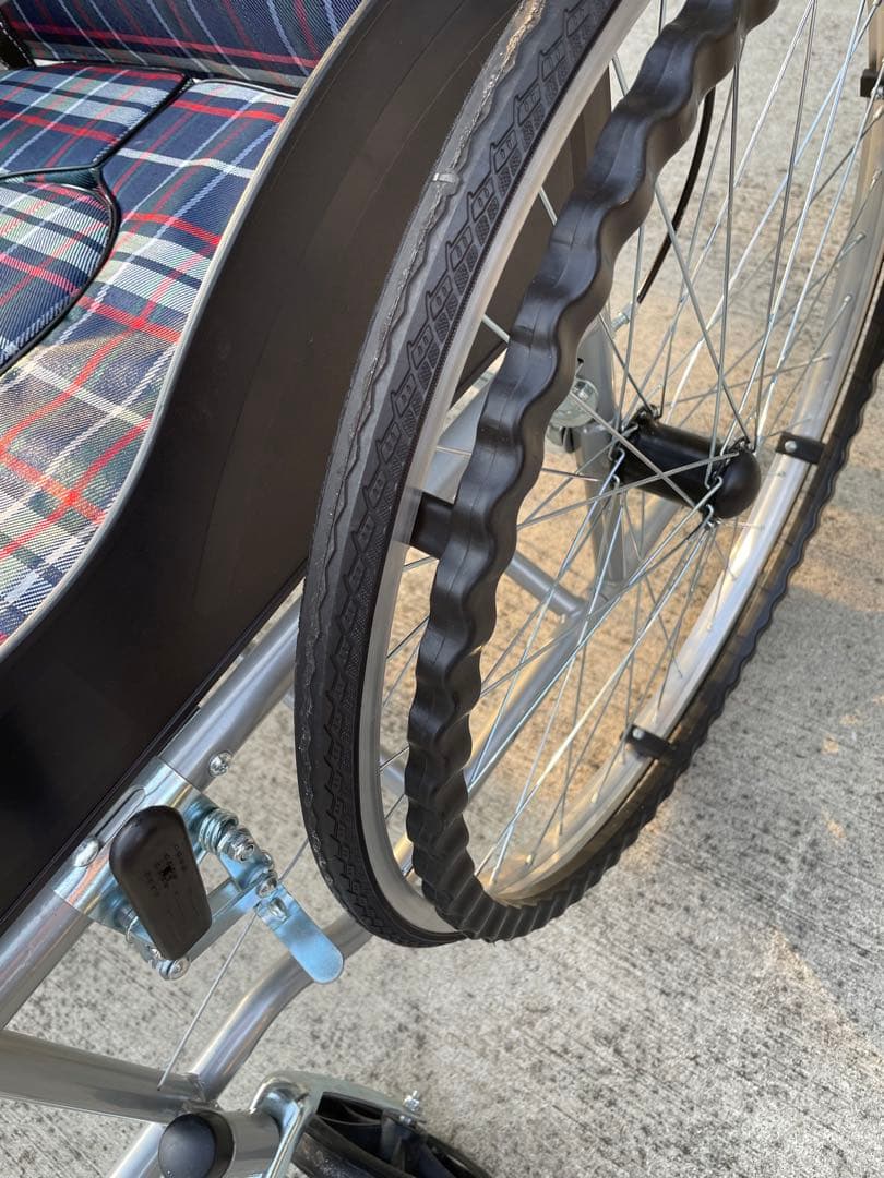 ハ*ト様 中古美品　自走式　車椅子　美品　手渡し　可能な方のみ　引き取り場所多摩