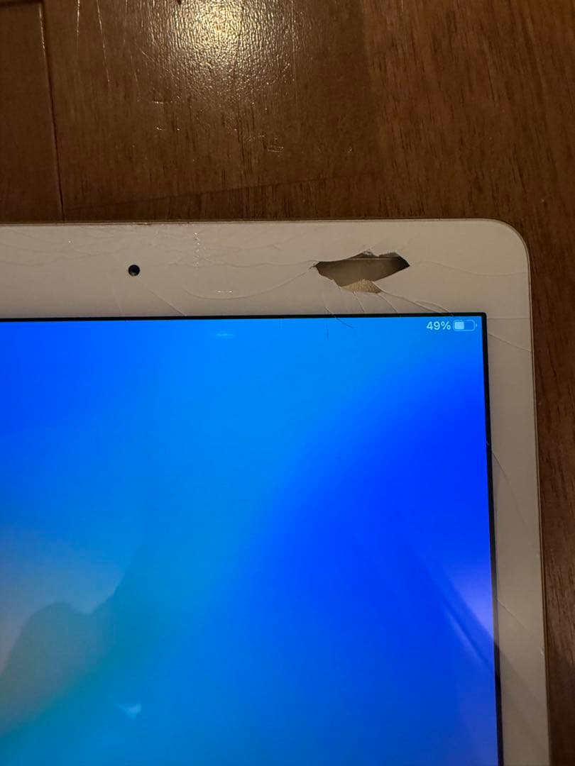 iPad Wi-Fiモデル　第7世代　128G 画面ひび割れあり