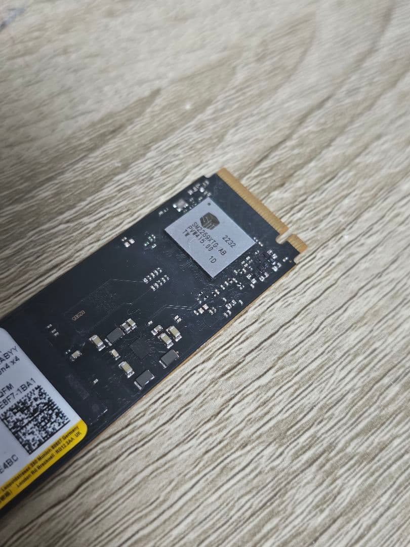 内蔵型SSD Micron GEN4 1TB M.2 SSD