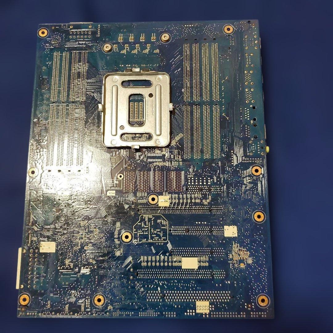 返金対応　SPB761514-001 LGA 2011 マザーボード（管278）