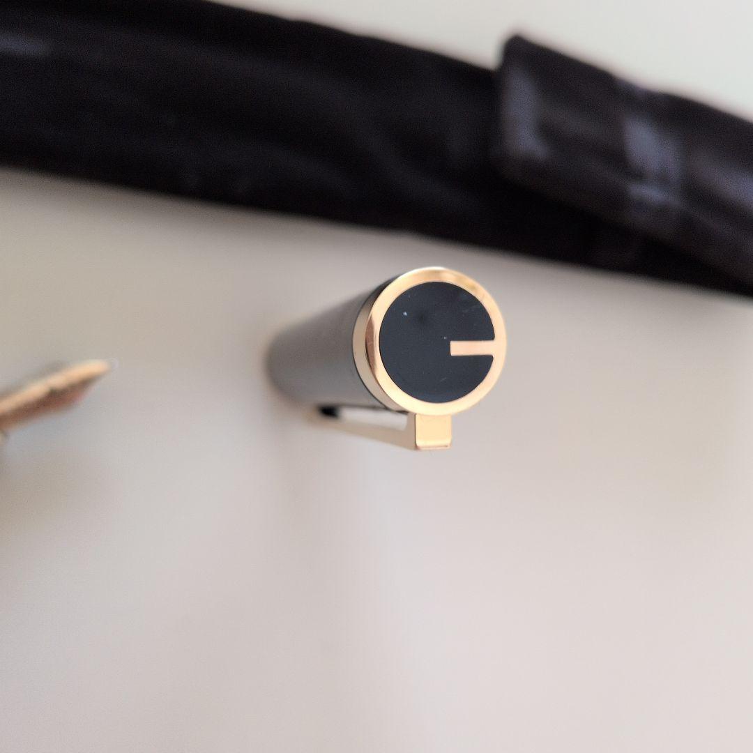GUCCI ブラック 万年筆