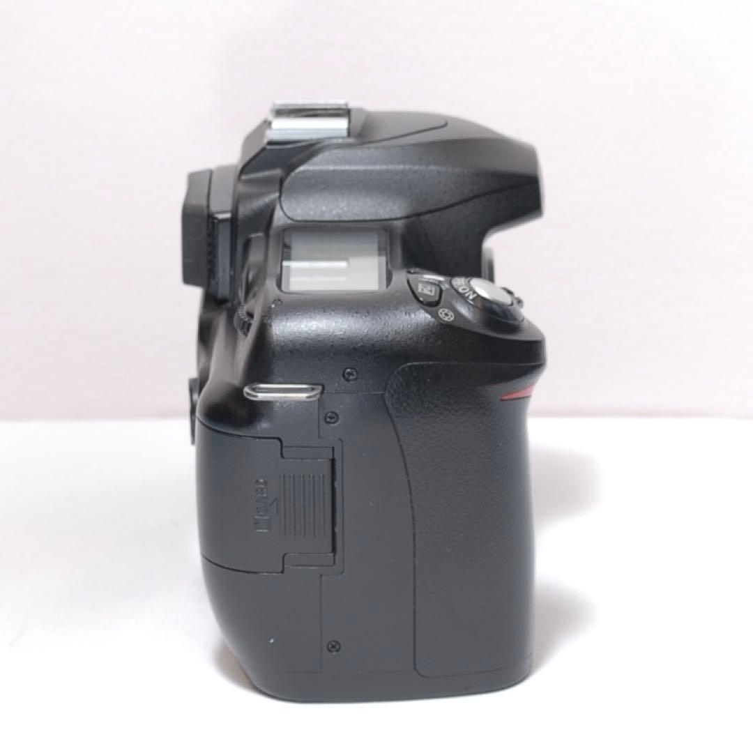 一眼レフデビューに✨Nikon D50✨シングルレンズ✨軽量コンパクト✨ニコン