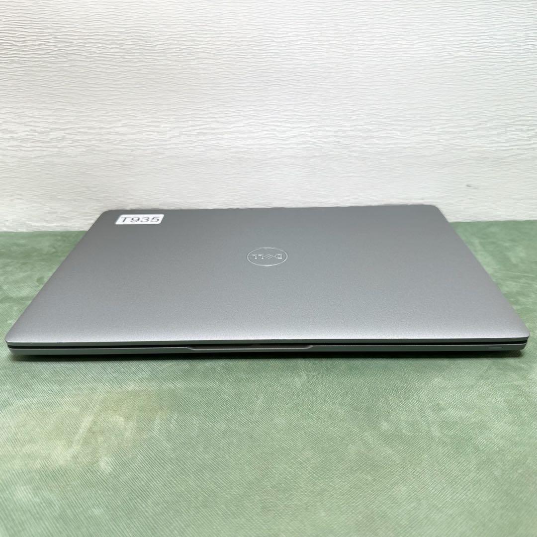 DELL Latitude 5330 2022年製
