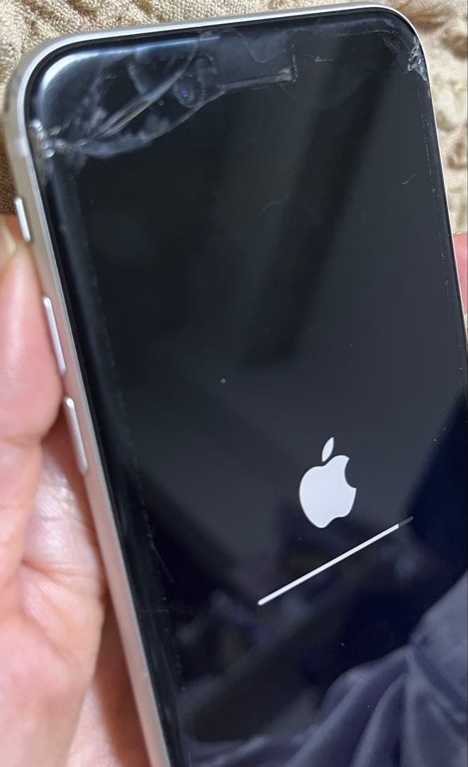 ⭐︎ジャンク品⭐︎iPhoneSE2 128GB ホワイト