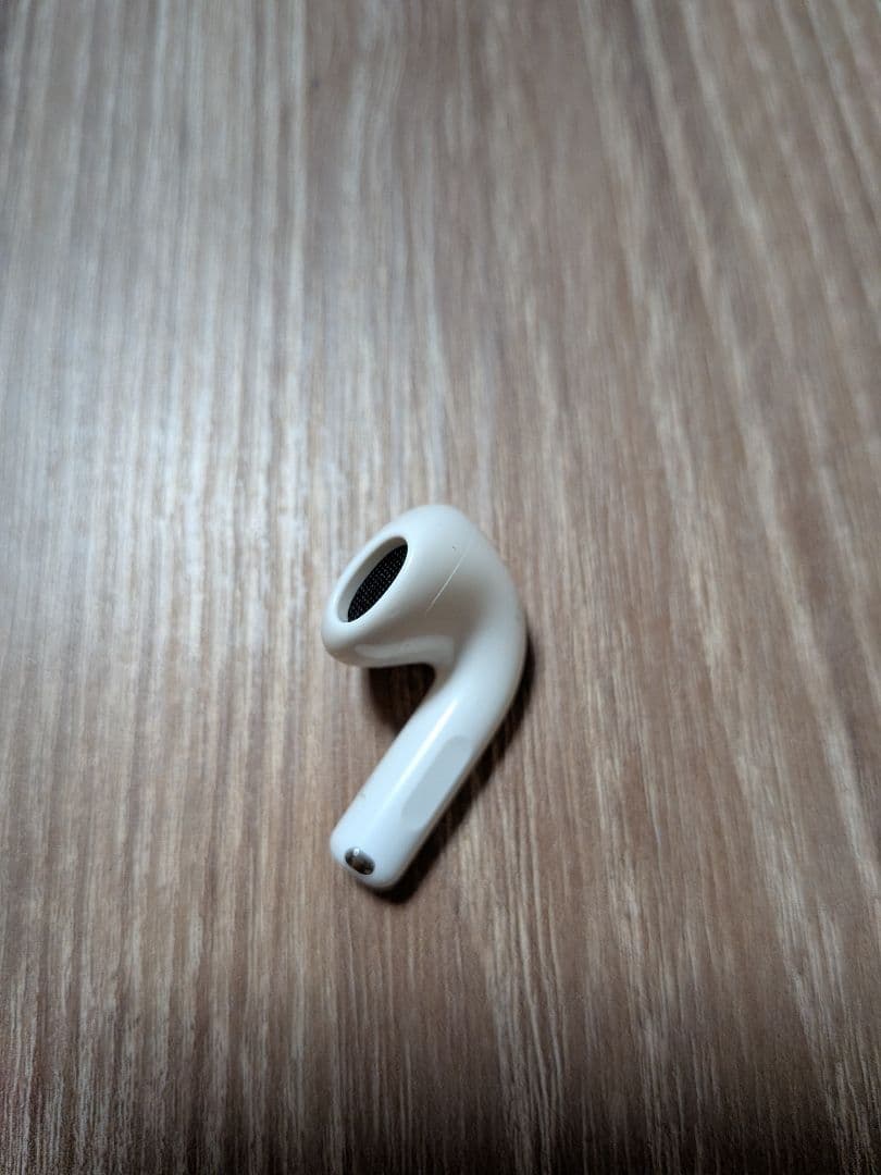 Apple AirPods 4世代 片耳 L 片方 左耳