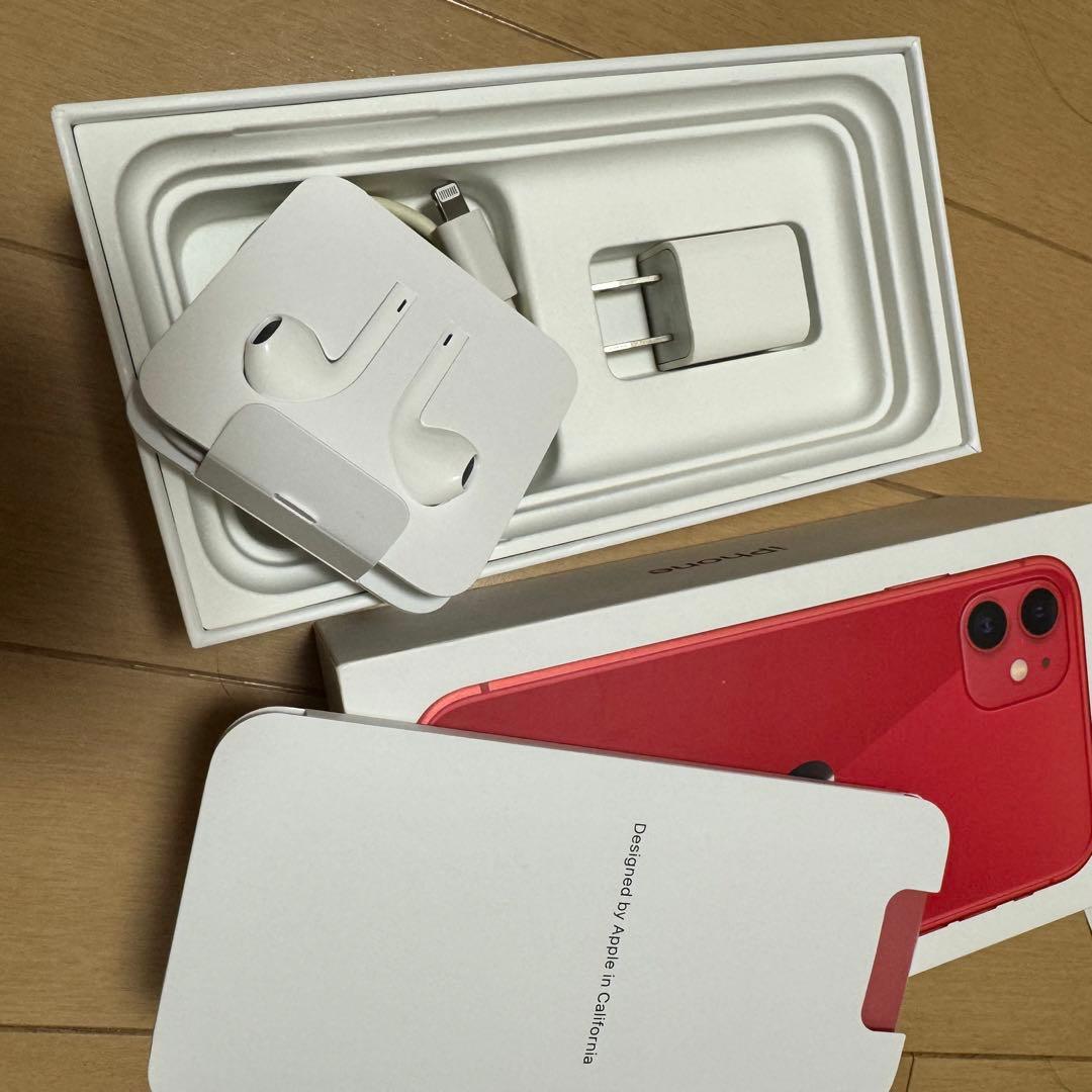 iPhone 11 RED 64 GB au バッテリー残量87%！　充電器付き