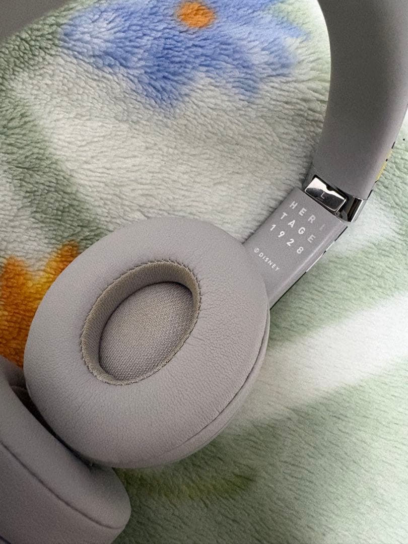 Beats Solo3 Wireless ミッキーマウス 90周年 限定モデル