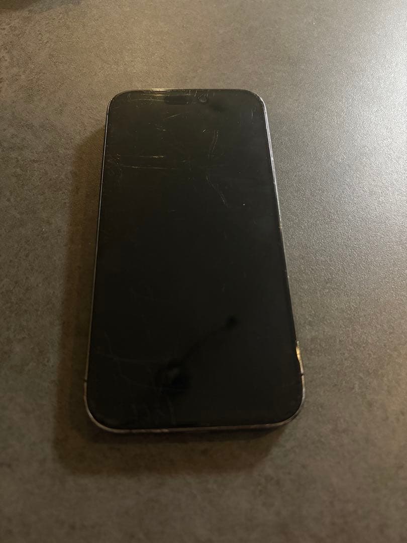 スマートフォン本体 iPhone15pro 256GB