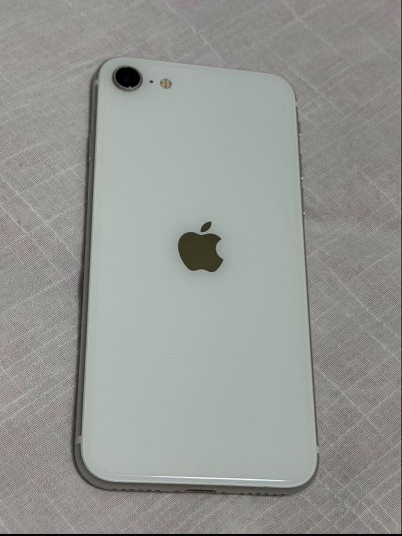 Apple iPhone se第二世代ホワイト 本体