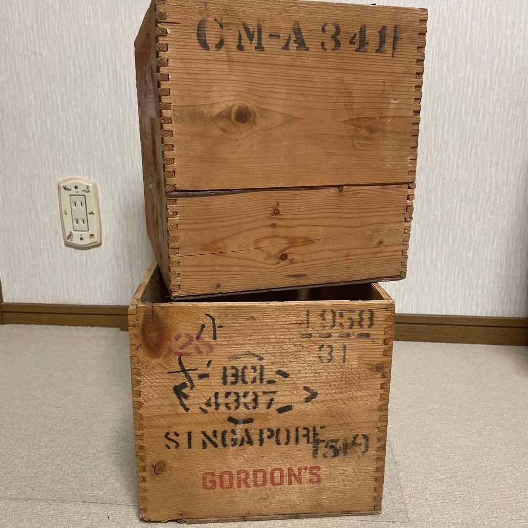 Johnnie Walker & Gordon's アンティーク木箱