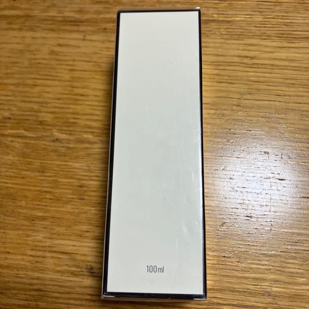 未使用品　CHANEL Eau de Toilette N°19 100ml