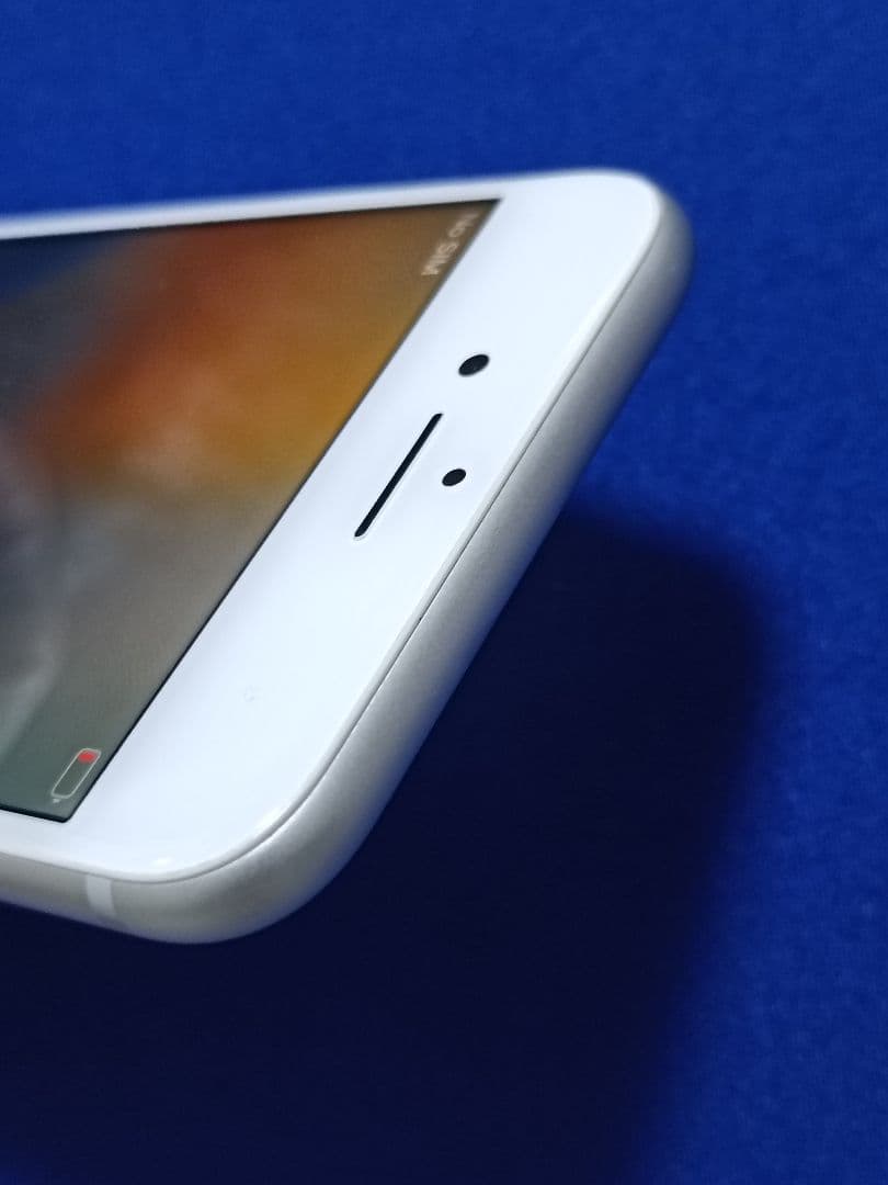 Apple iPhone8 64GB 本体 docomo SIMロック解除済