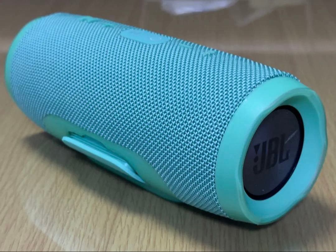 ★送料込★ JBL Charge3 ワイヤレス ステレオ スピーカー 通話可能