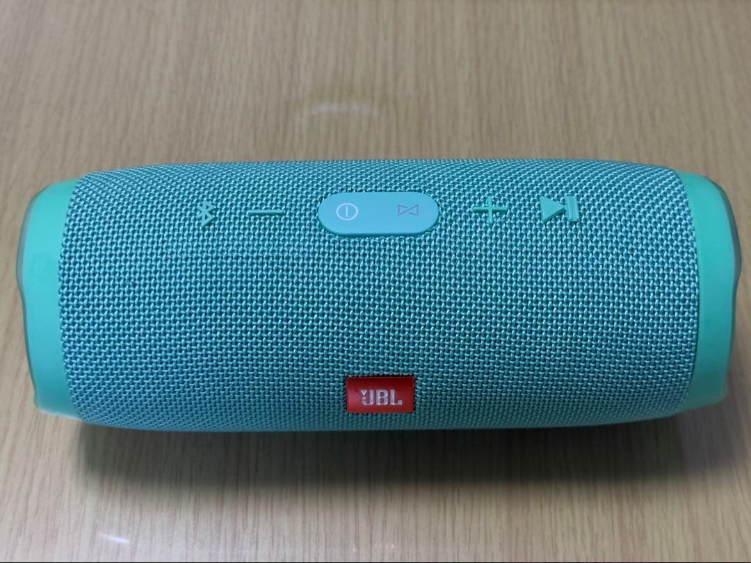 ★送料込★ JBL Charge3 ワイヤレス ステレオ スピーカー 通話可能