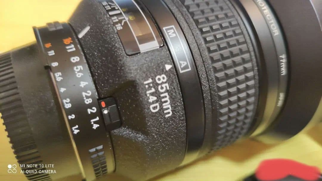 Nikon D3ジャンク品/NIKKORレンズ8.5/F1.4、MH-21セット