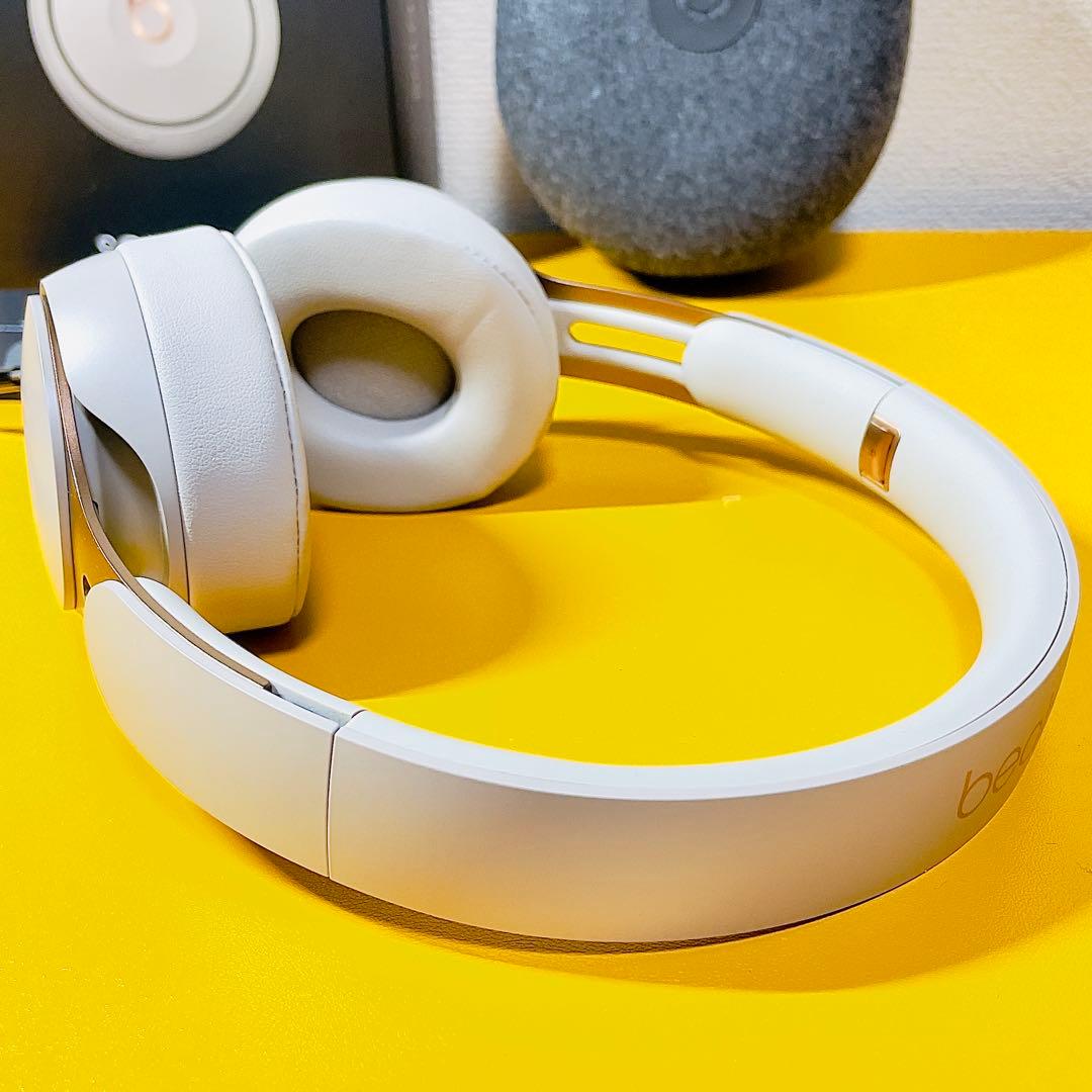 【美品】beats SOLO PRO MRJ82FE/A グレイ