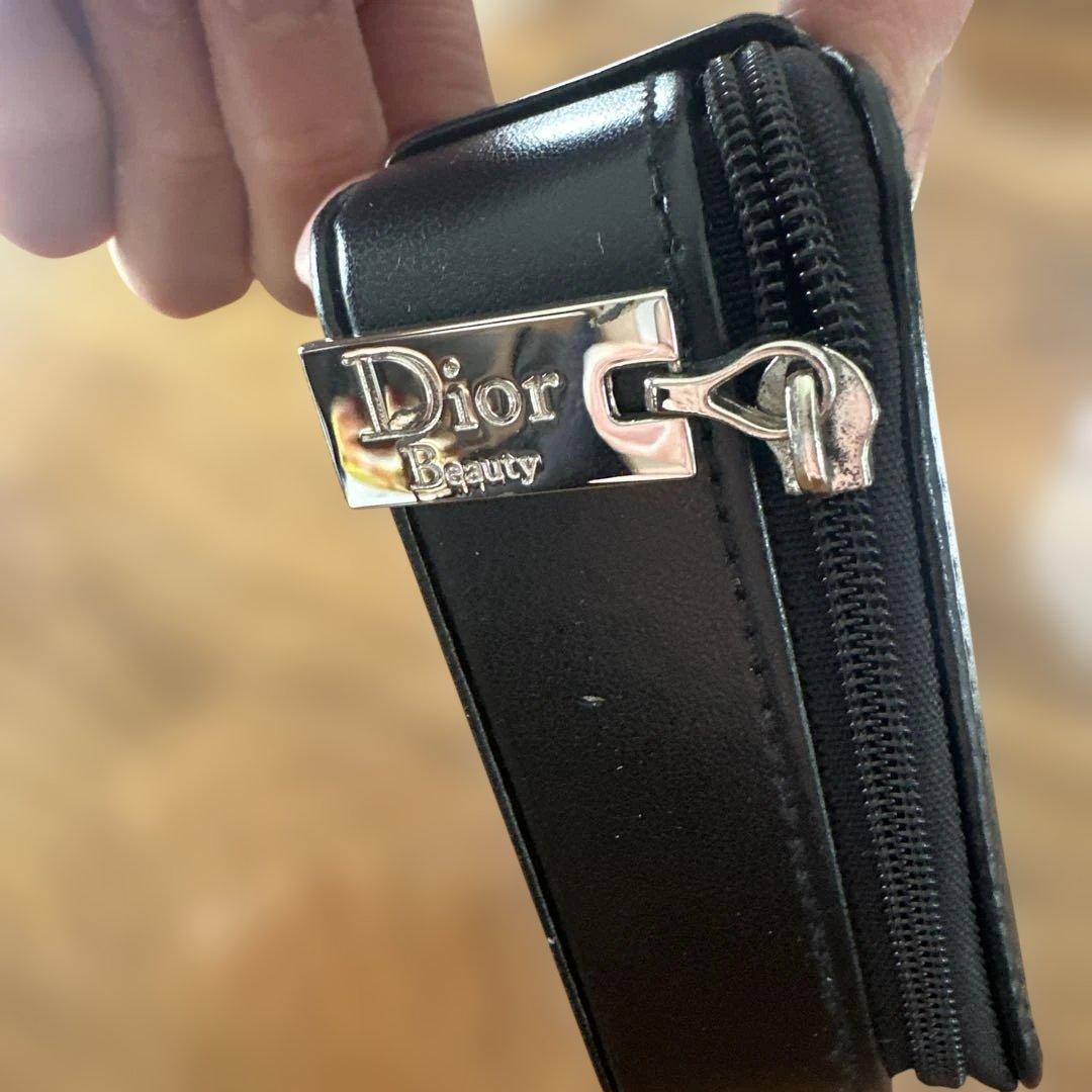 DIORのノベルティセット売りです。未使用