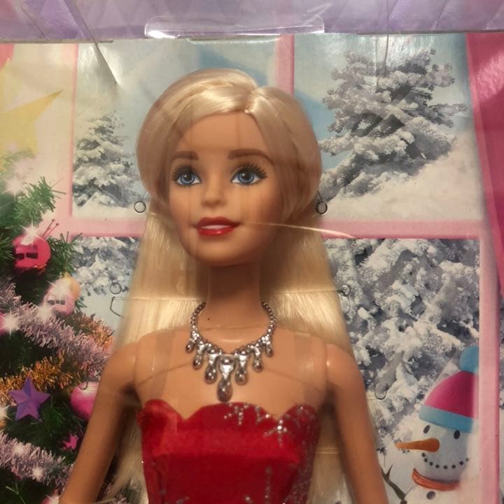 Barbie人形