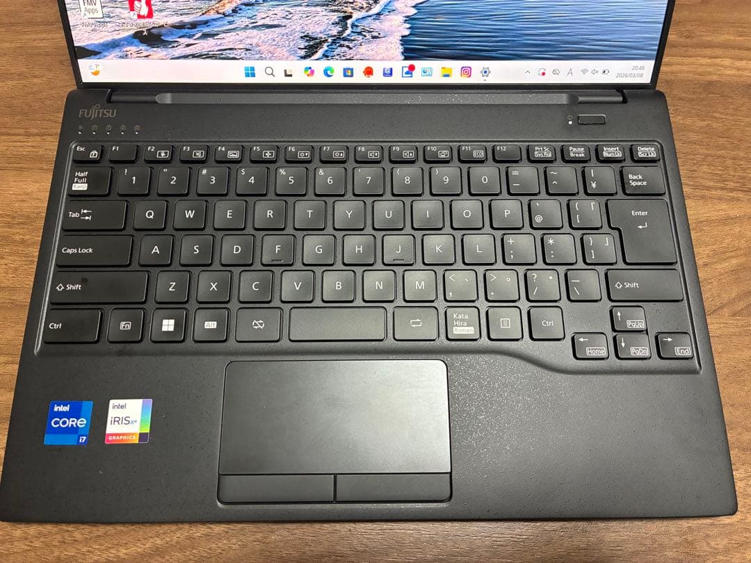 富士通UH-X/H Core i7/16GB SSD512GB超軽量ノートPC