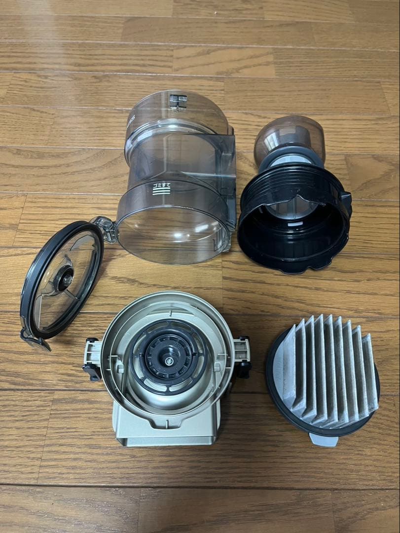 Panasonic サイクロン掃除機MC-SR21J 2013年
