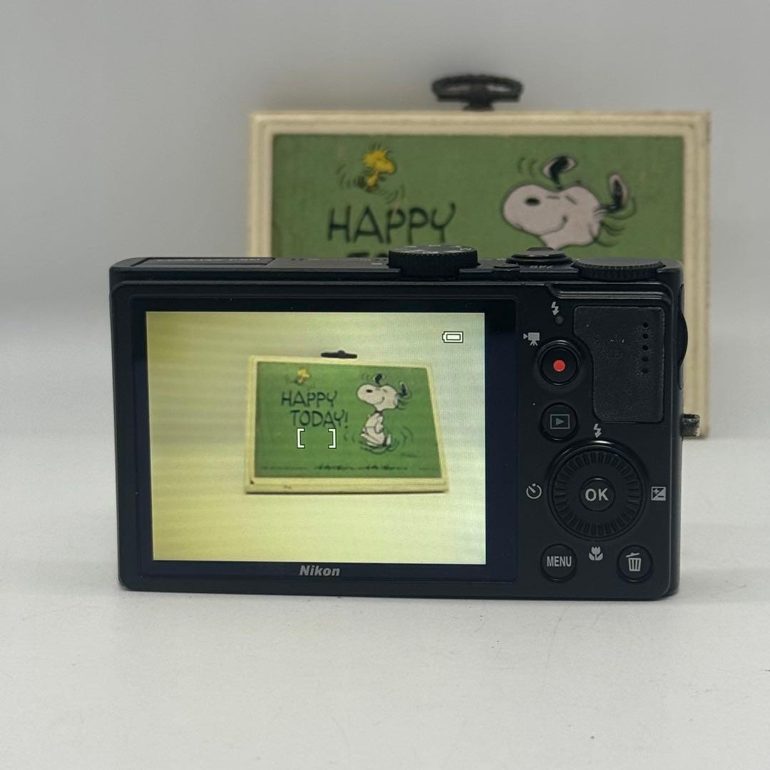 【名機】Nikon COOLPIX P300 明るいF1.8レンズ搭載　コンデジ