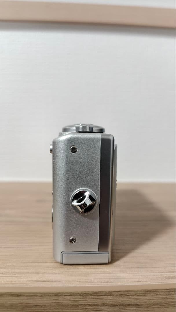 【動作確認済】Fujifilm FinePix F10 シルバーカラー