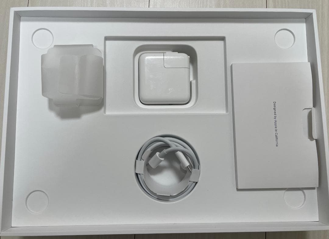 MacBook Air M1 8GB RAM 512GB US配列キーボード