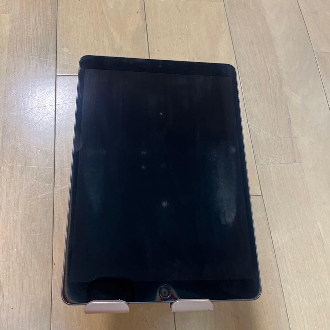 バッテリー85%！iPad Air3世代256GWi-Fi + Cellular