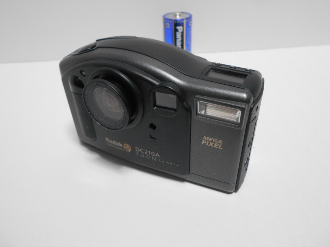 Kodak　DC210A ZOOM　レトロデジカメラ　カード付き