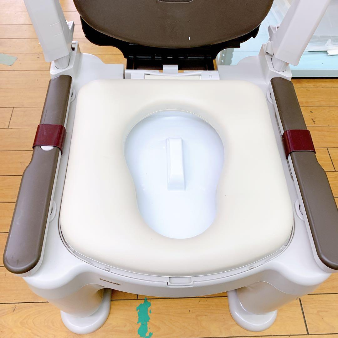 2ADM013【未使用】Panasonic ポータブルトイレ PN-L30200