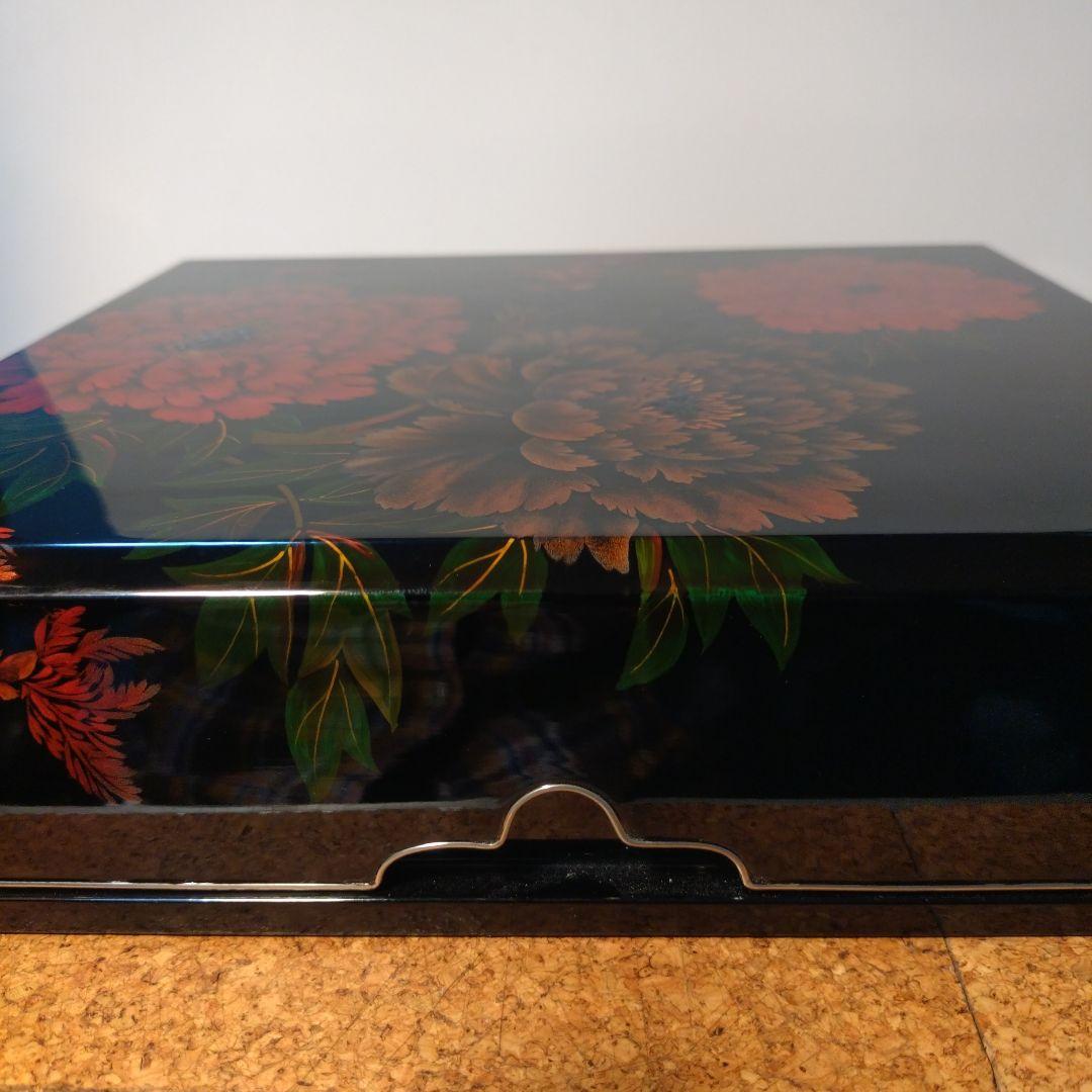 文箱　牡丹の花の絵画 黒背景　八雲塗　民芸工芸品　レターケース