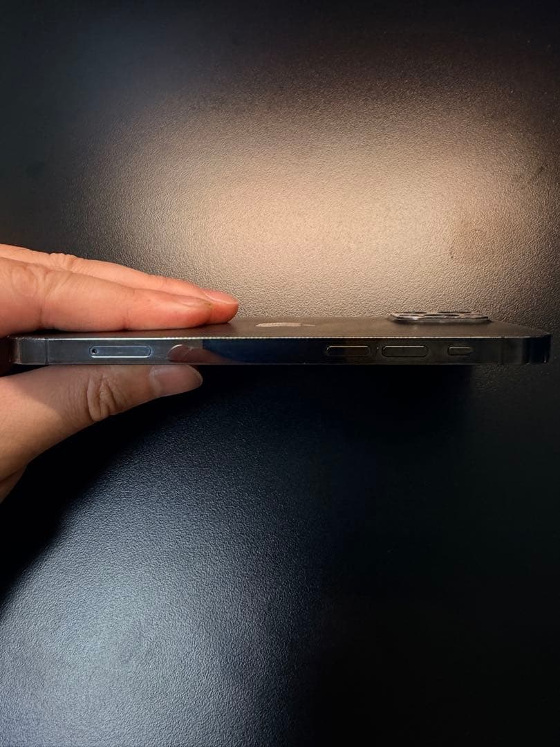 iPhone12proスマートフォン本体