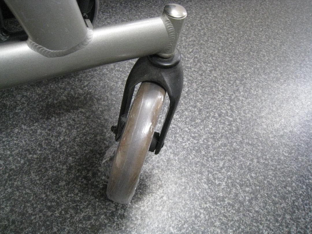 ナブテスコ　CONPAL 抑速ブレーキ付き歩行車 歩行器