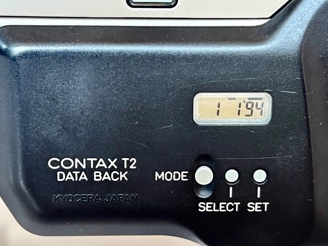 CONTAX T2 チタンシルバー　データバック　ケース＆ストラップ付き