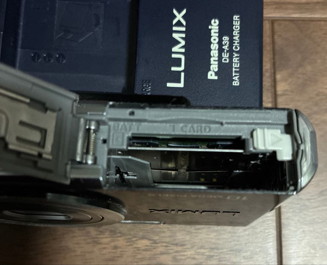 LUMIX DMC-FX35 コンパクトデジタルカメラ