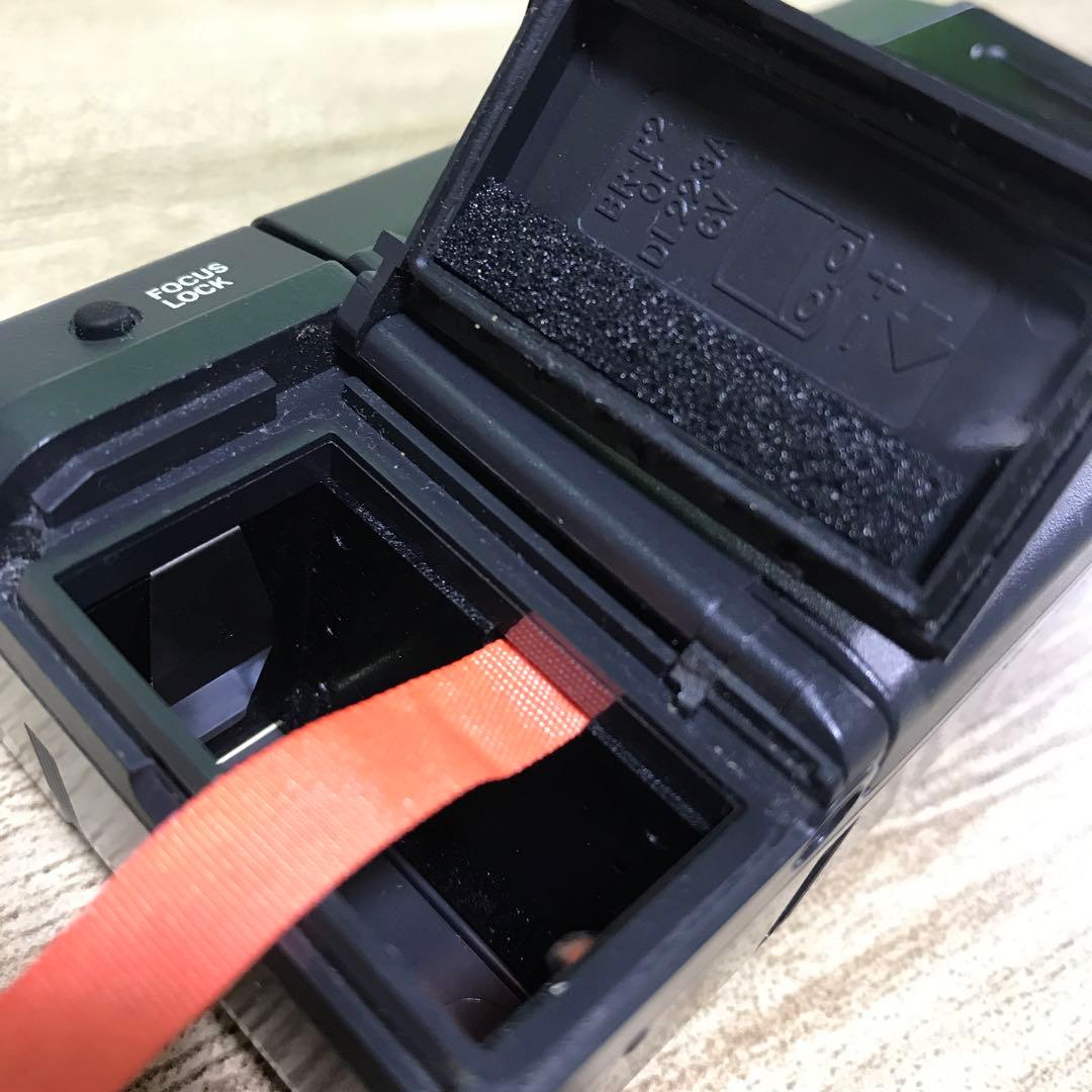 AF-1 OLYMPUS フィルムカメラ　電池カバー爪一本折れあり　動作未確認