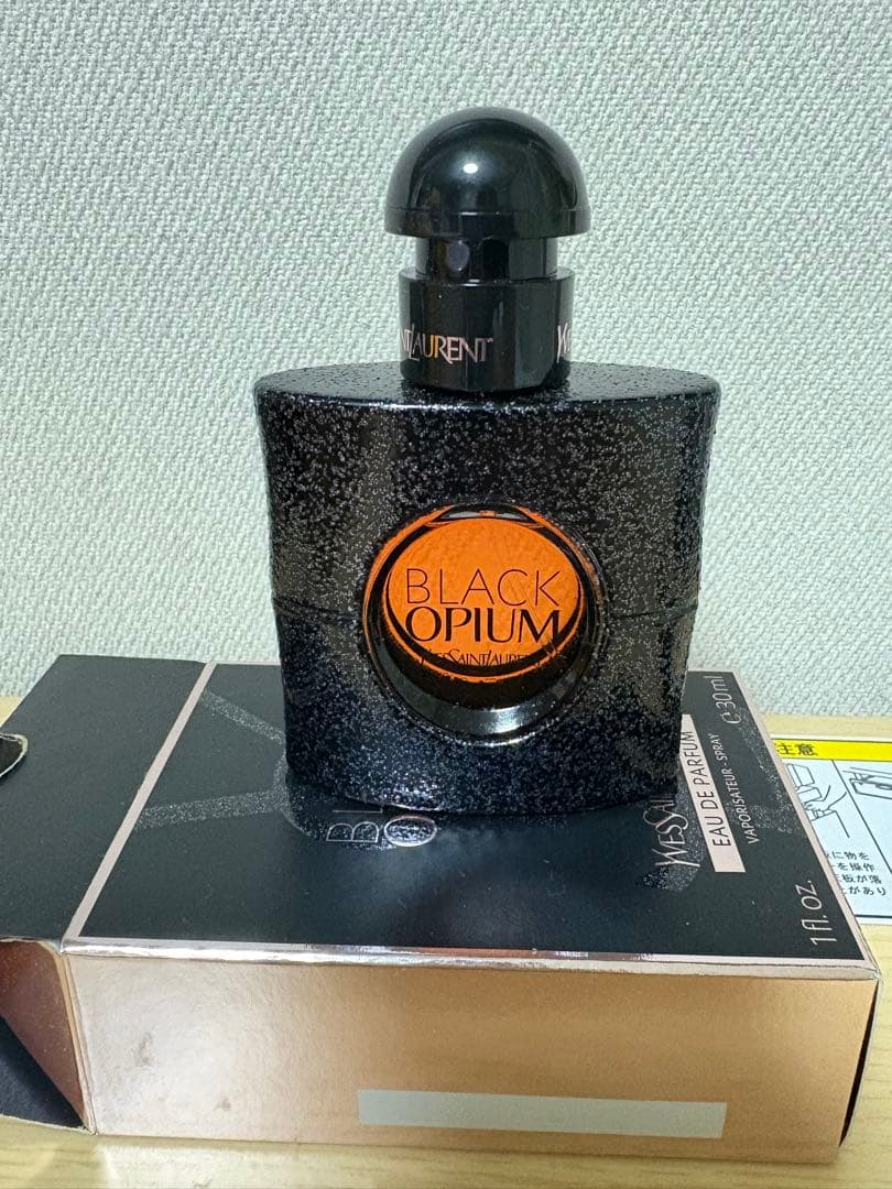 イヴ・サンローランブラックオピウム30ml
