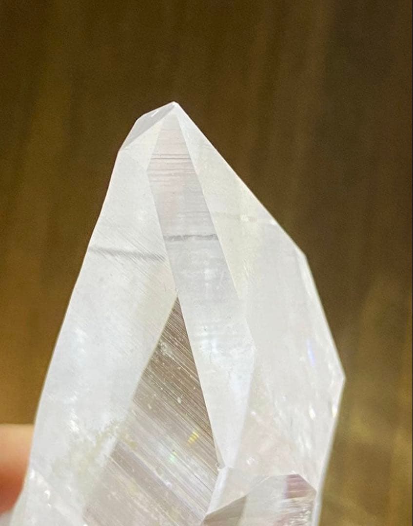 天然石　コロンビア　レムリアン　原石　ポイント　アイリス　虹多数　水晶　クォーツ