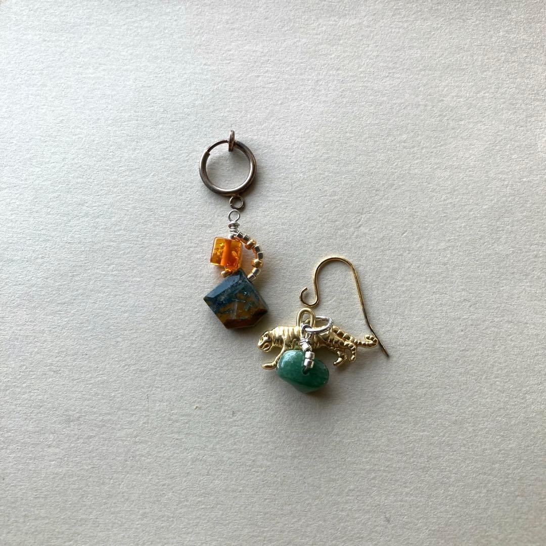 no.003 虎と琥珀と翡翠のtreasure box
