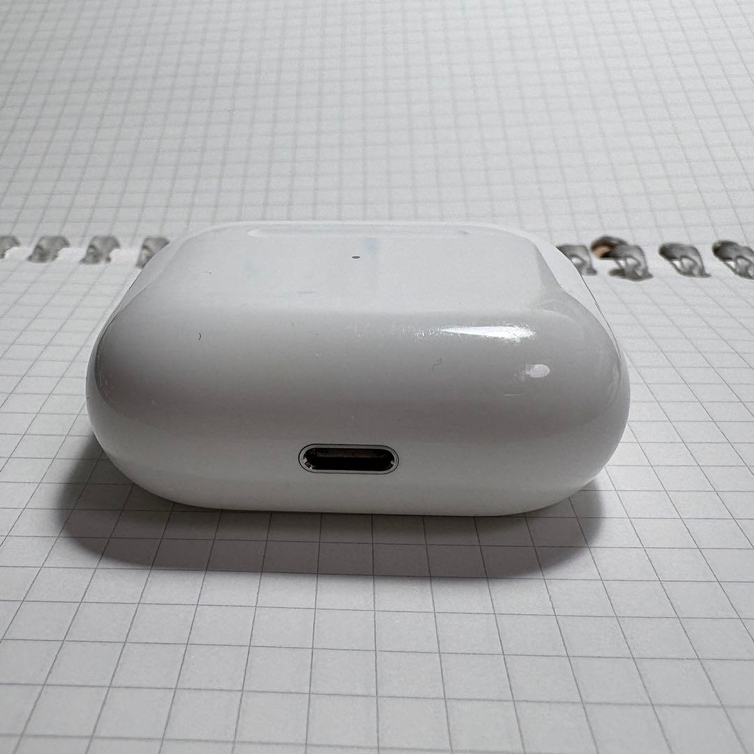 AirPods第3世代本体 ホワイト Lightning充電ケース付き