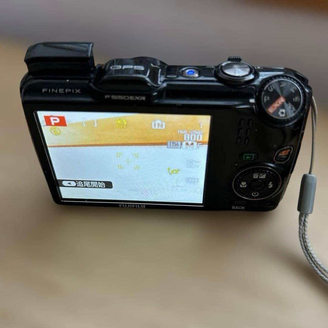 FUJIFILM F550EXR コンパクトデジタルカメラ